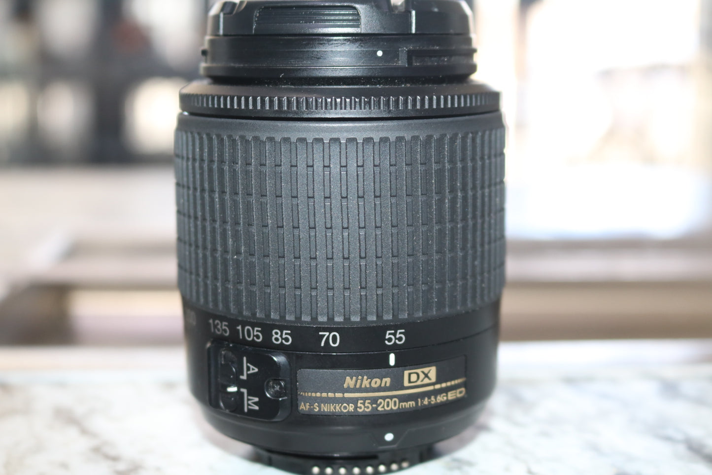 Nikon AF-S DX VR Zoom-NIKKOR 55-200mm f/4-5.6G IF-ED Lens