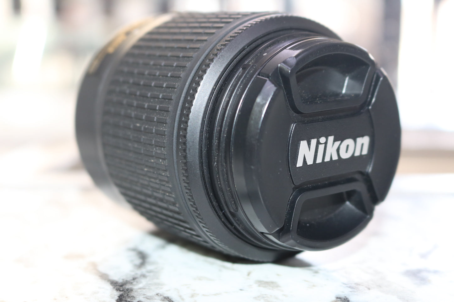 Nikon AF-S DX VR Zoom-NIKKOR 55-200mm f/4-5.6G IF-ED Lens