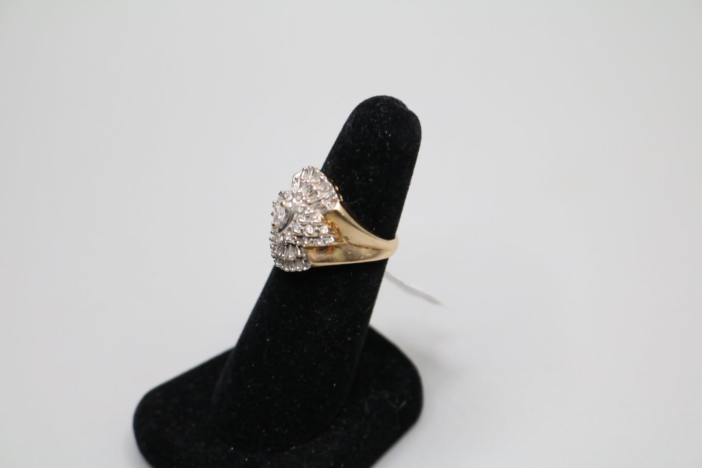 10K Yellow Gold Diamond Cluster Ring Size of 6 & 1/2