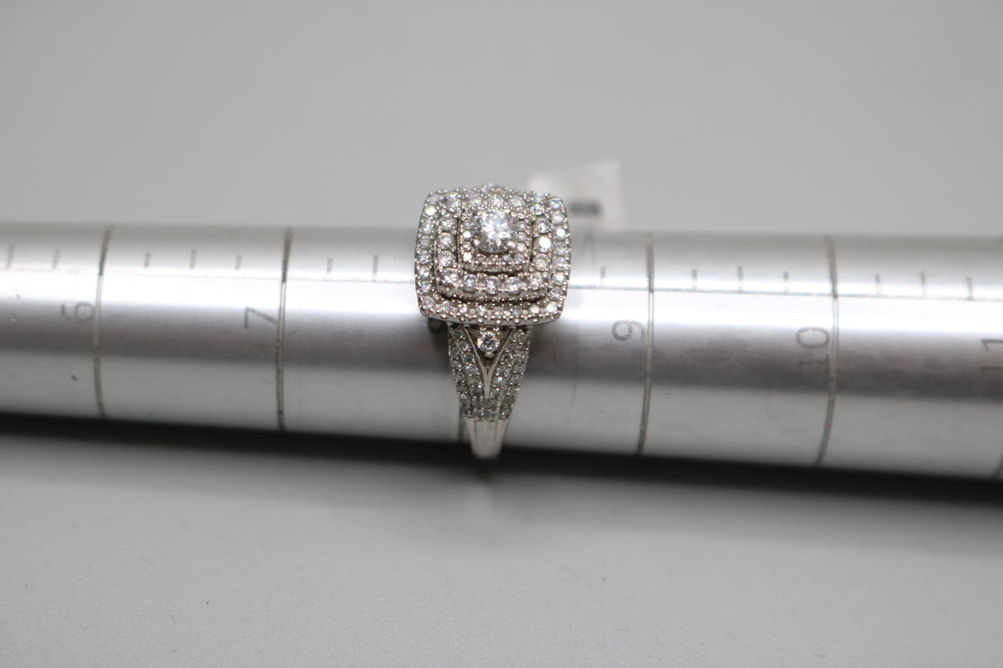 14K White Gold Engagement Halo Ring with Lab Grown Diamonds (0.95 ctw)