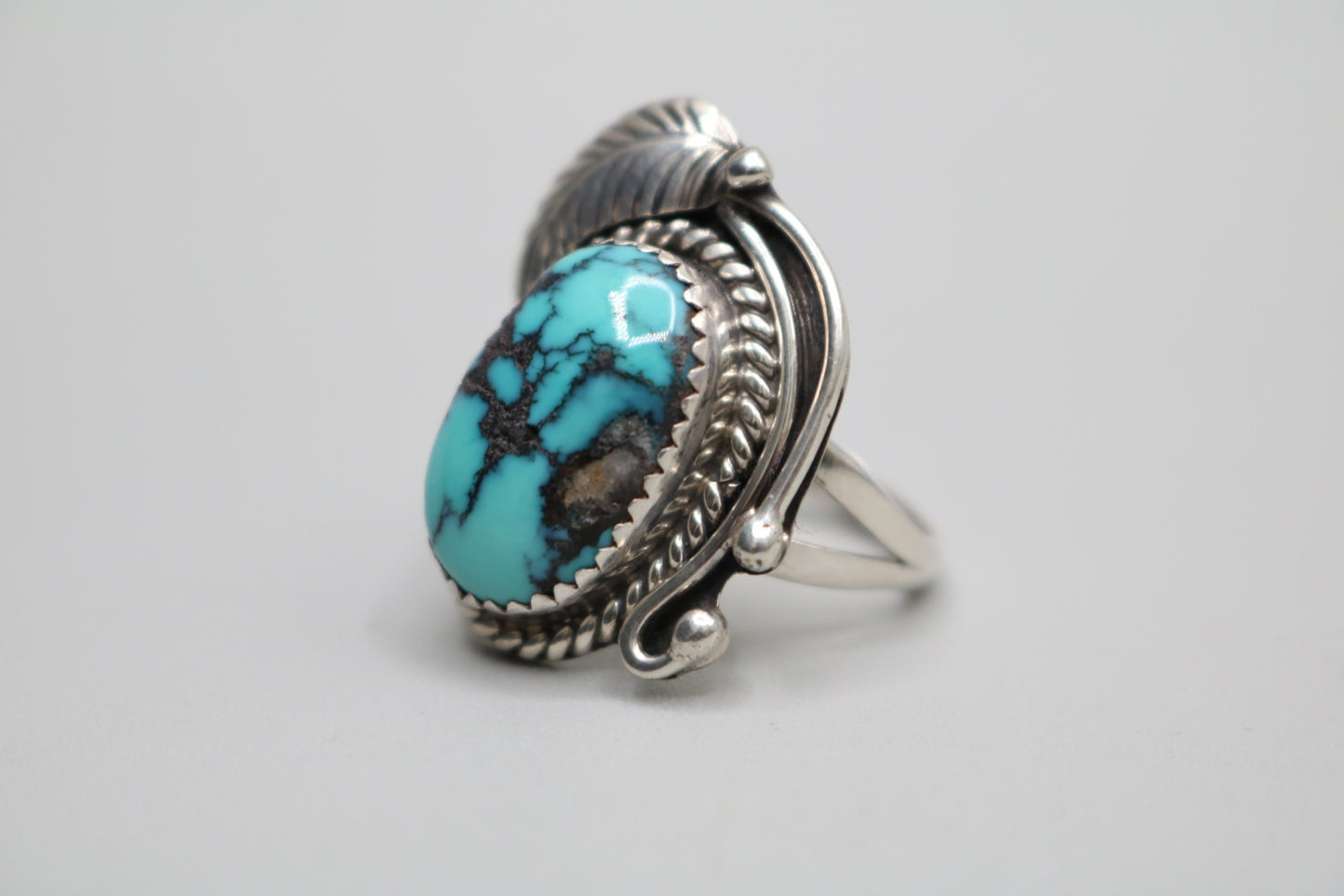 Vintage Native American Navajo Feather Band Sterling Silver (Size 7)