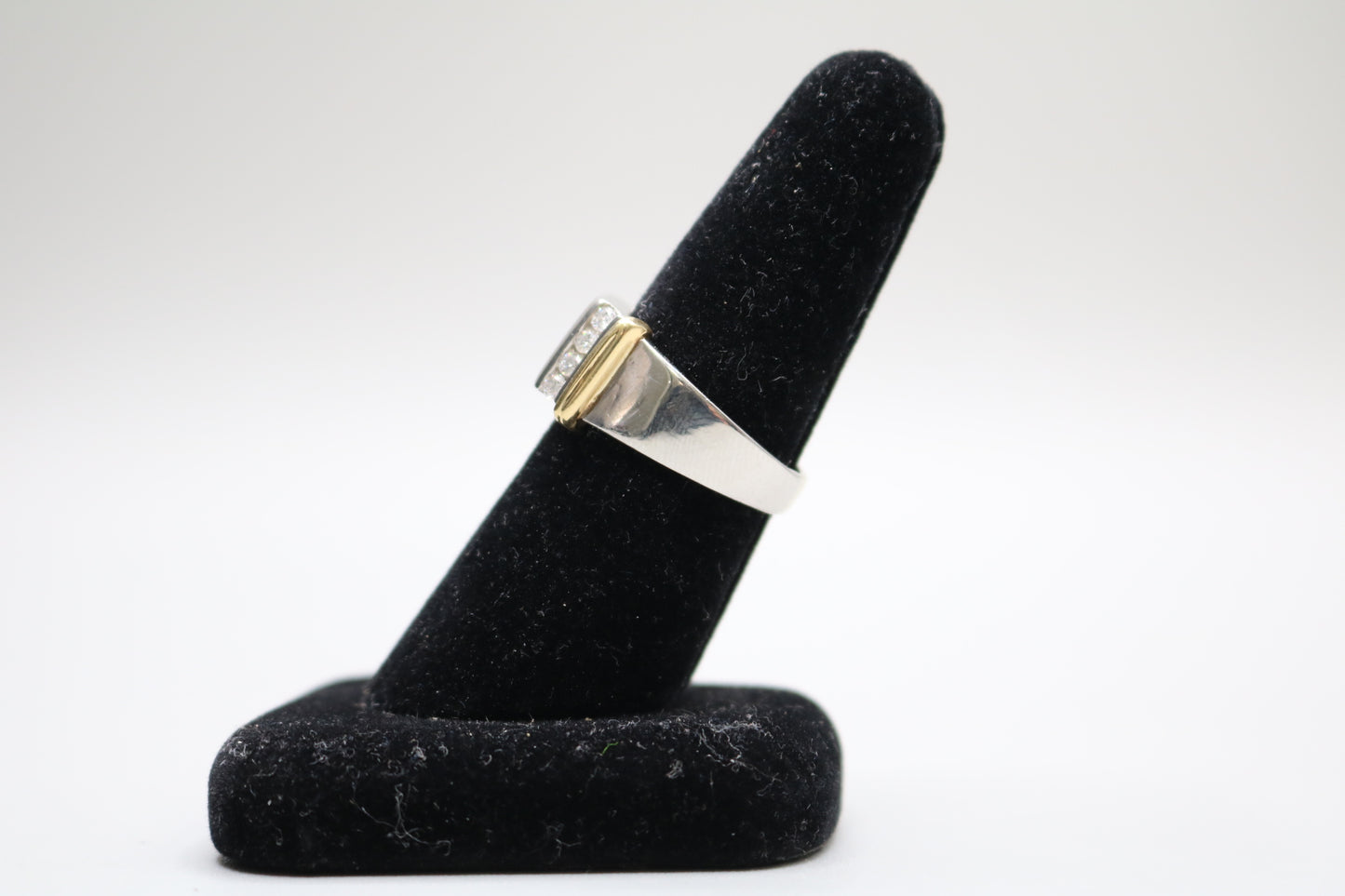 Platinum Invisible Set Princess Cut Diamond Cluster Ring with 18K Yellow Gold Accents (1.57 CTW) (Size 8 3/4)