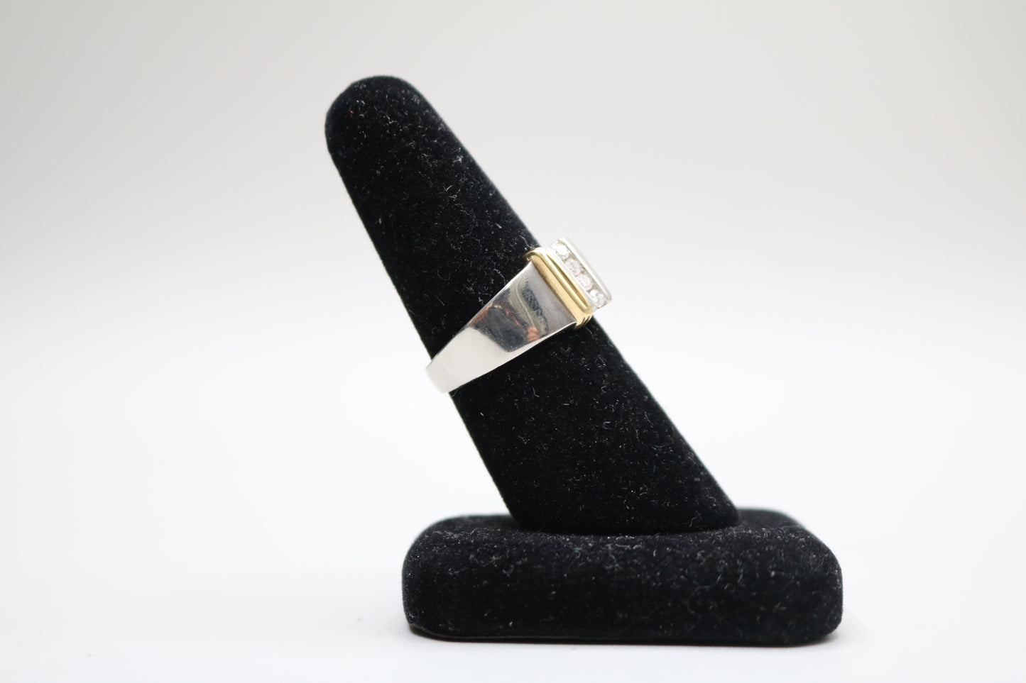 Platinum Invisible Set Princess Cut Diamond Cluster Ring with 18K Yellow Gold Accents (1.57 CTW) (Size 8 3/4)