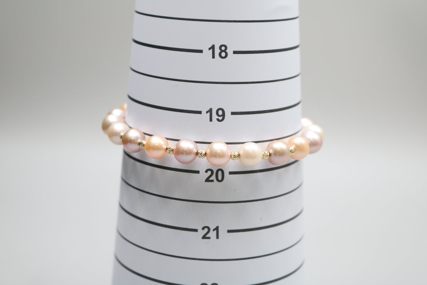14K Yellow Gold Freshwater Pearl Bracelet (19.5 centimeters or 7.5")