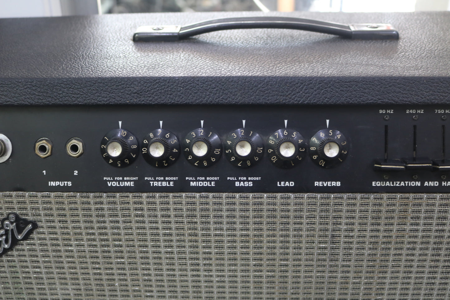 Fender 140 Amp (Local Purchase Only)