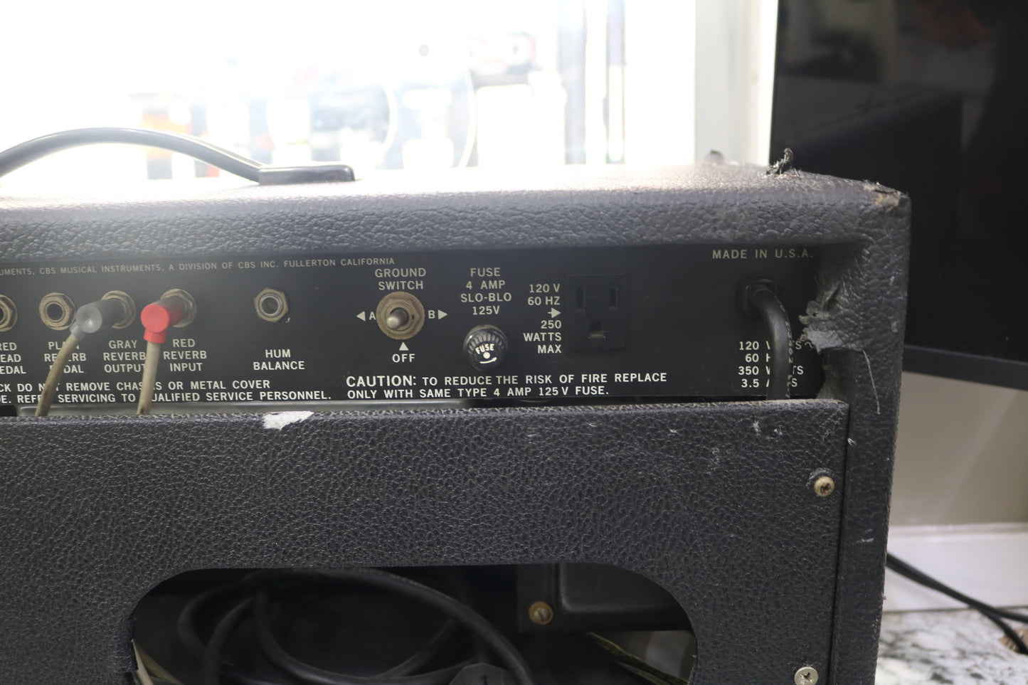 Fender 140 Amp (Local Purchase Only)