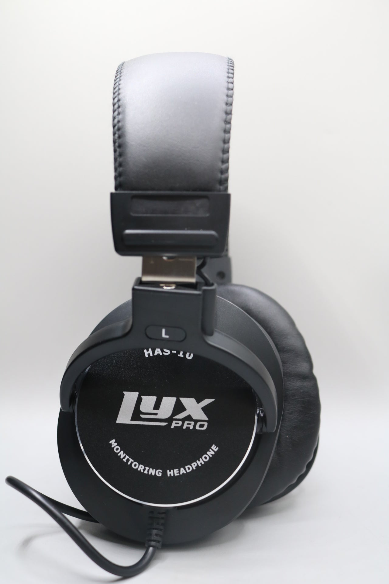 LyxPro HAS-10 Noise-Canceling DJ Headphones, Over-Ear Studio Headphones, Black
