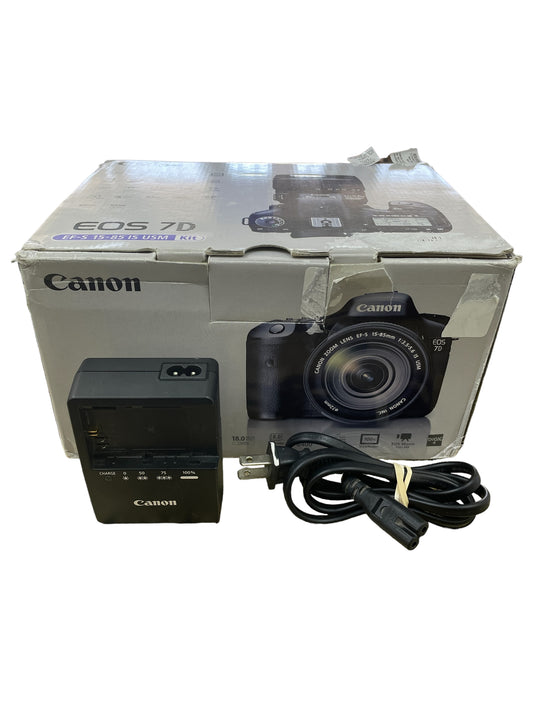 Canon EOS 7D DS126251 Camera Body Only