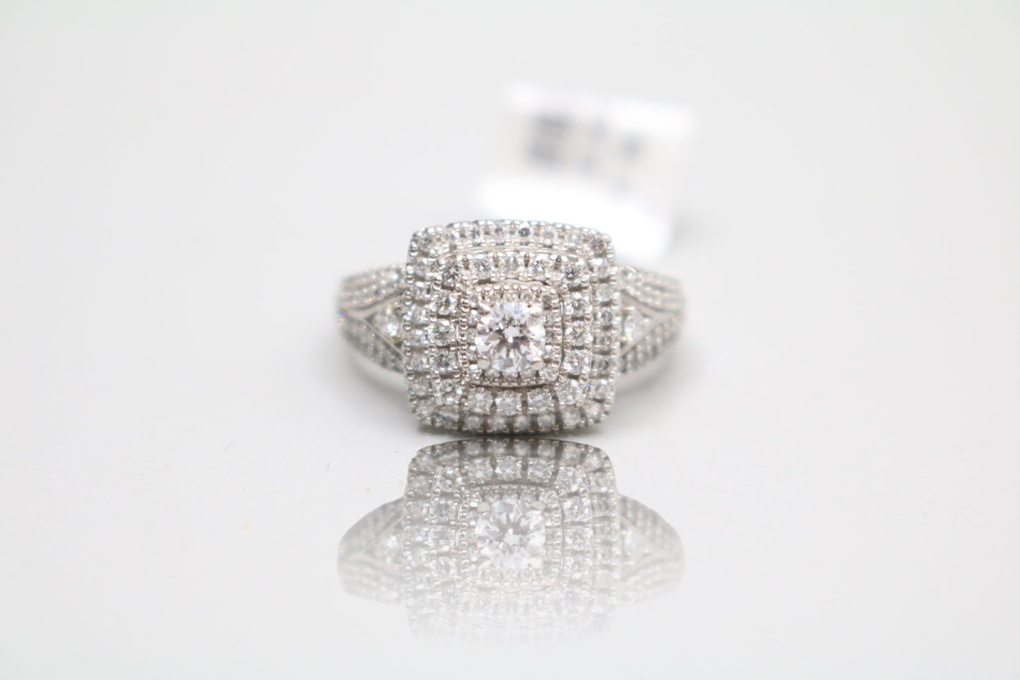 14K White Gold Engagement Halo Ring with Lab Grown Diamonds (0.95 ctw)
