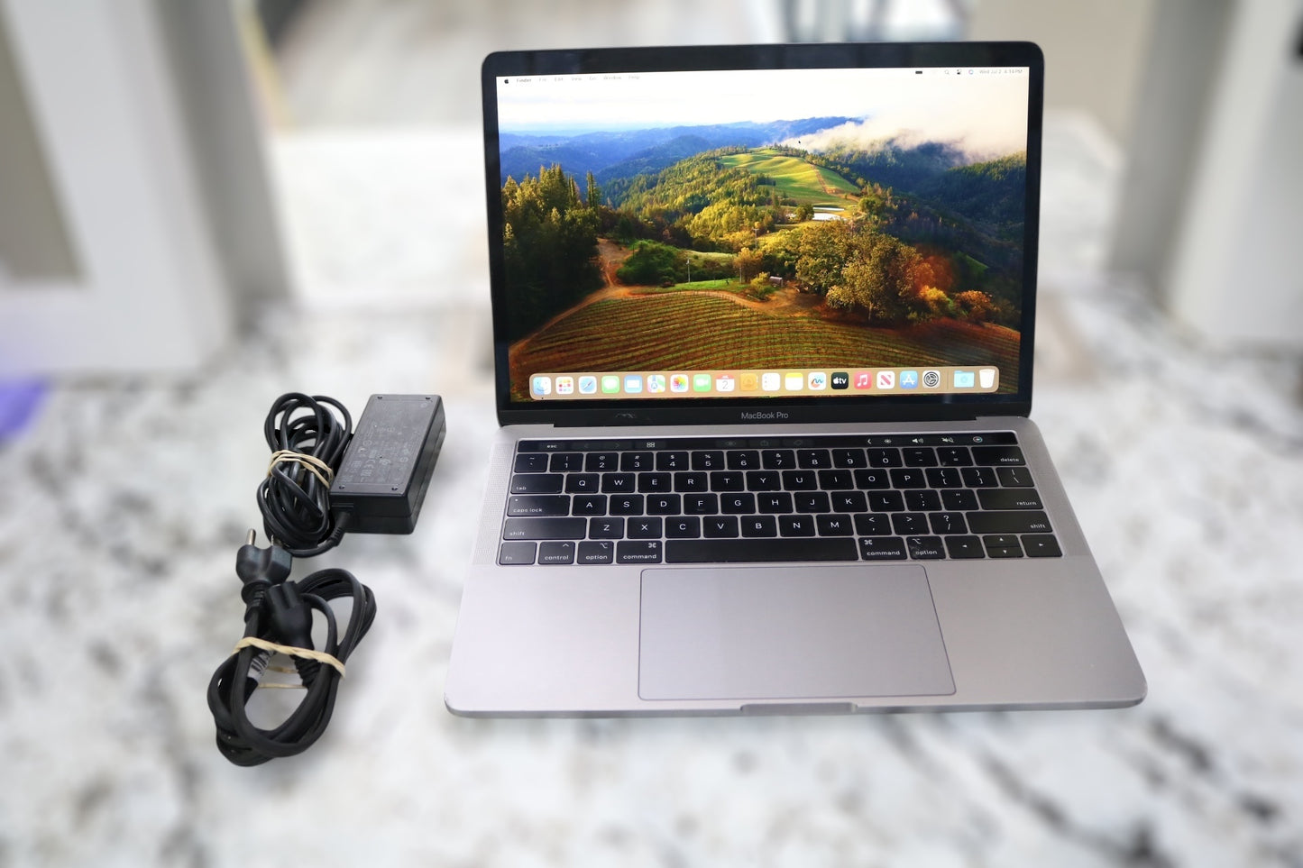 2019 Apple MacBook Pro A2159 13-Inch (8GB, 128 GB SSD) (Please Read)