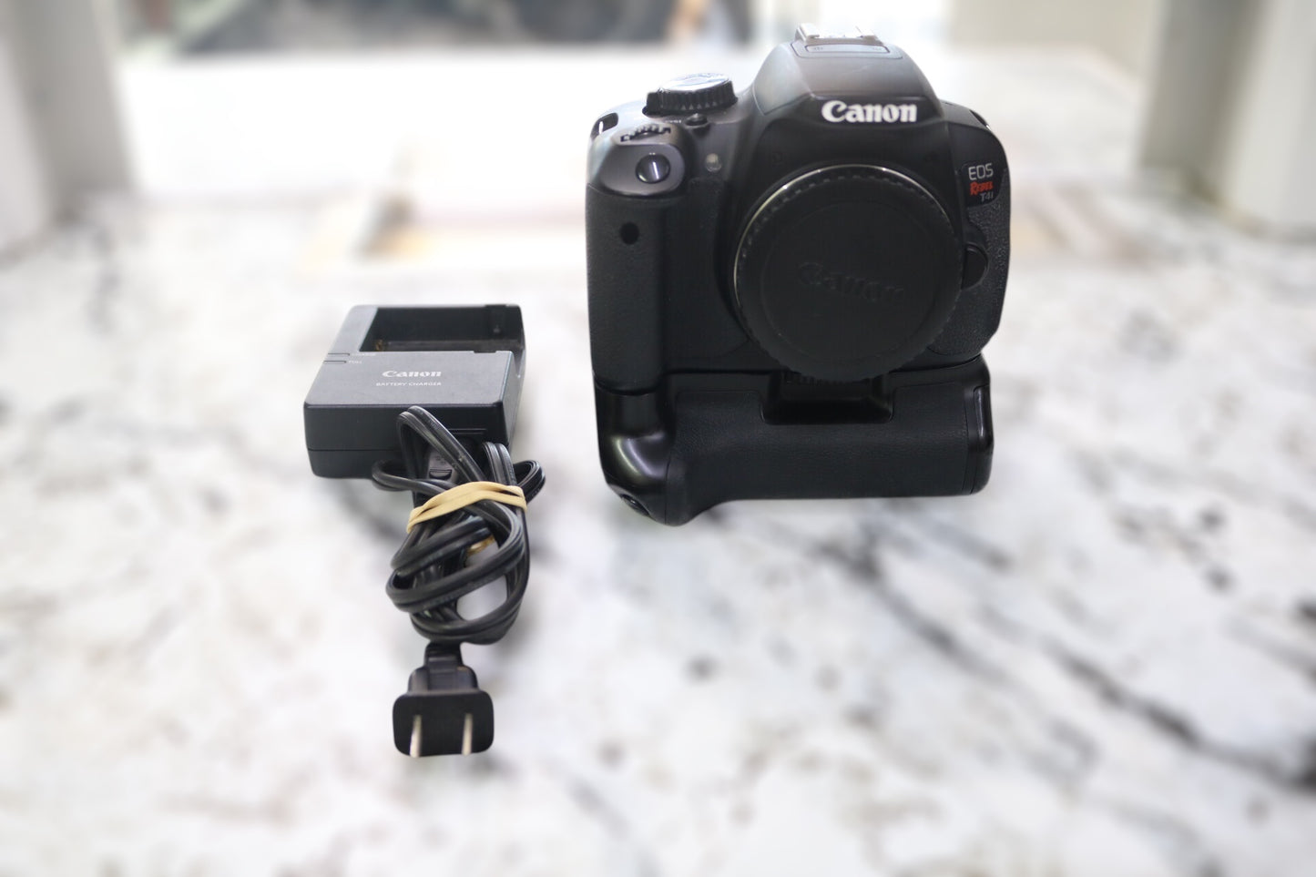Canon EOS Rebel T4i with Extended Grip