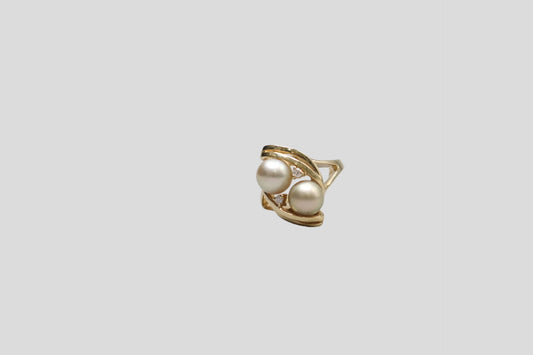 14K Yellow Gold Pearl Ring with Diamonds (Size 5 1/2) (0.04 CTW)