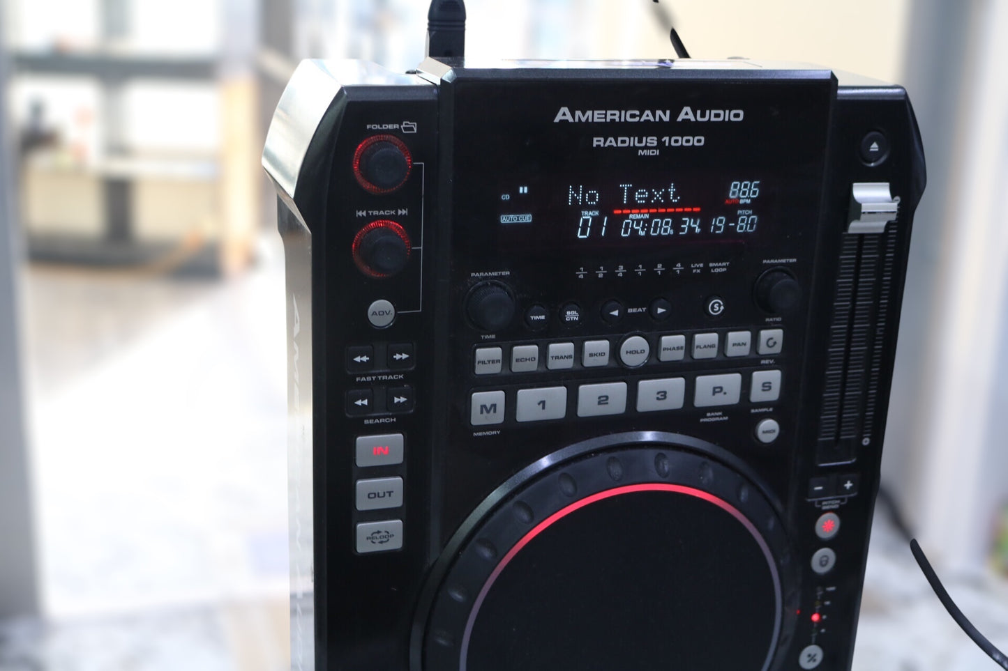 American Audio Radius 1000 MIDI Turntable (Please Read)