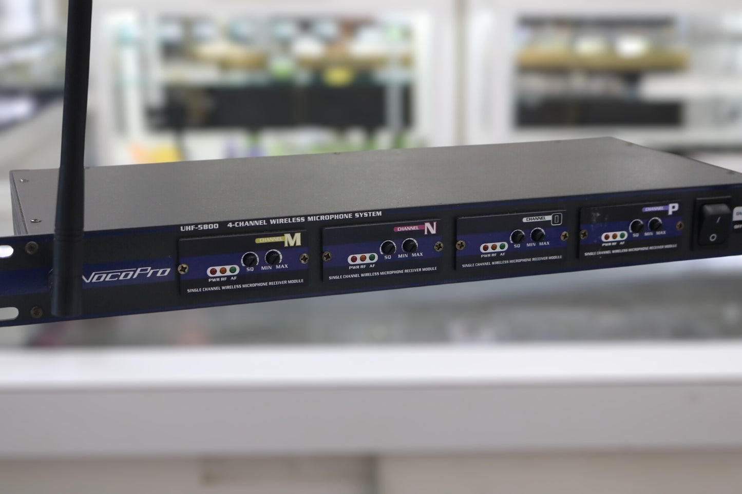VocoPro UHF-5800, 4 Channel Wireless Microphone System (Local Pick-up only)