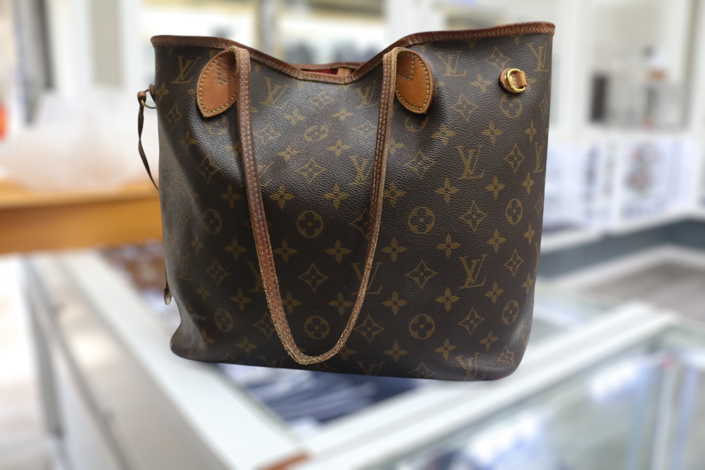 Louis Vuitton Monogram Neverfull Tote Bag