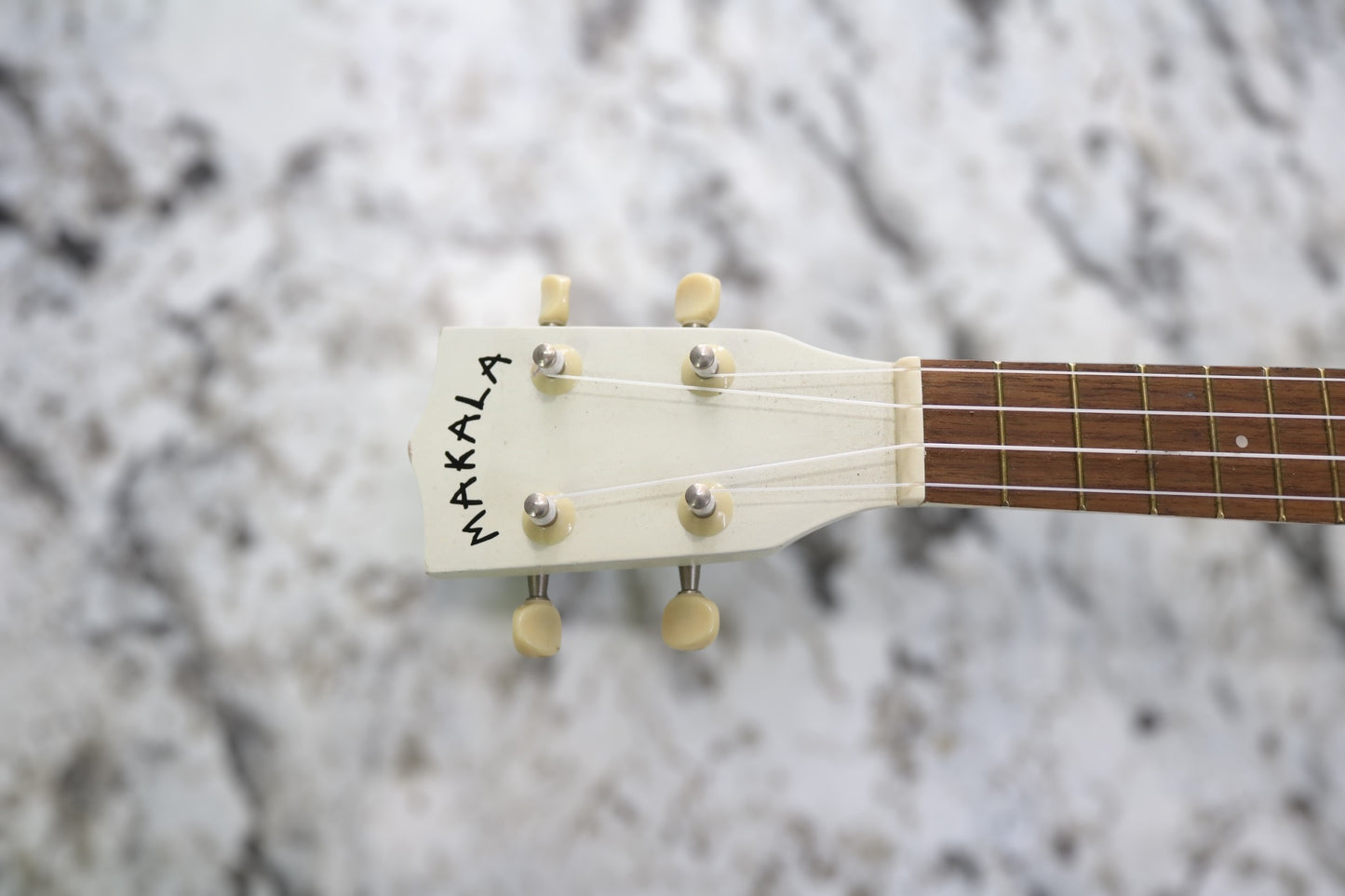 Makala MK-SS/WHT Great White Soprano Shark Ukulele (Local Pick-Up Only)