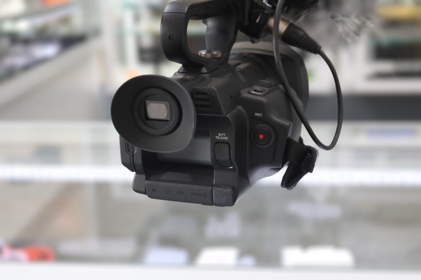 JVC GY-HM180U Camcorder