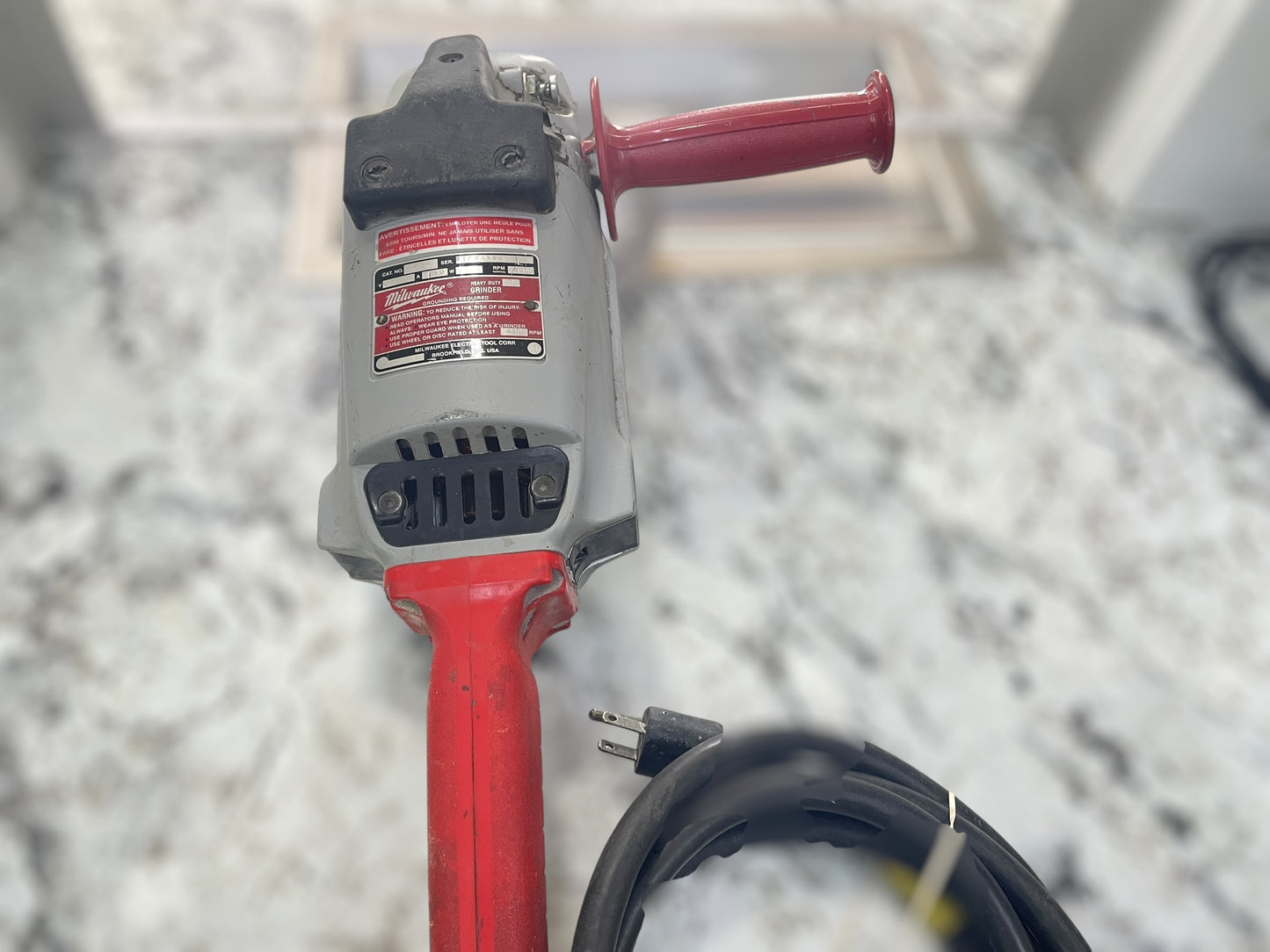 Milwaukee 6068 Grinder