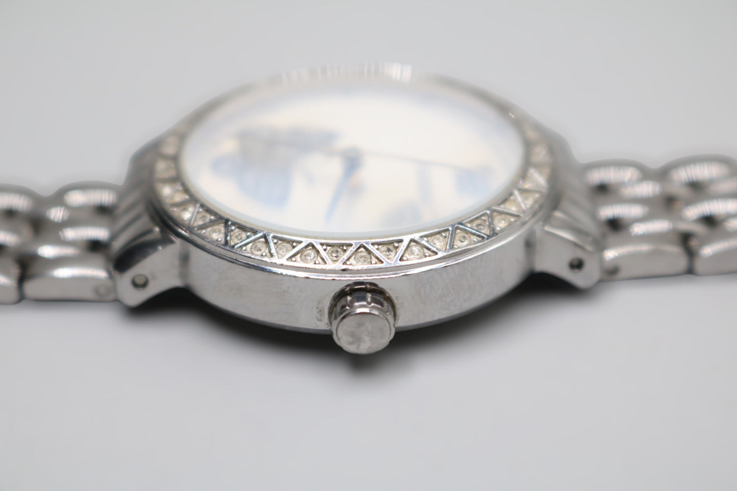 Guess Butterfly Ladies Watch G86013L