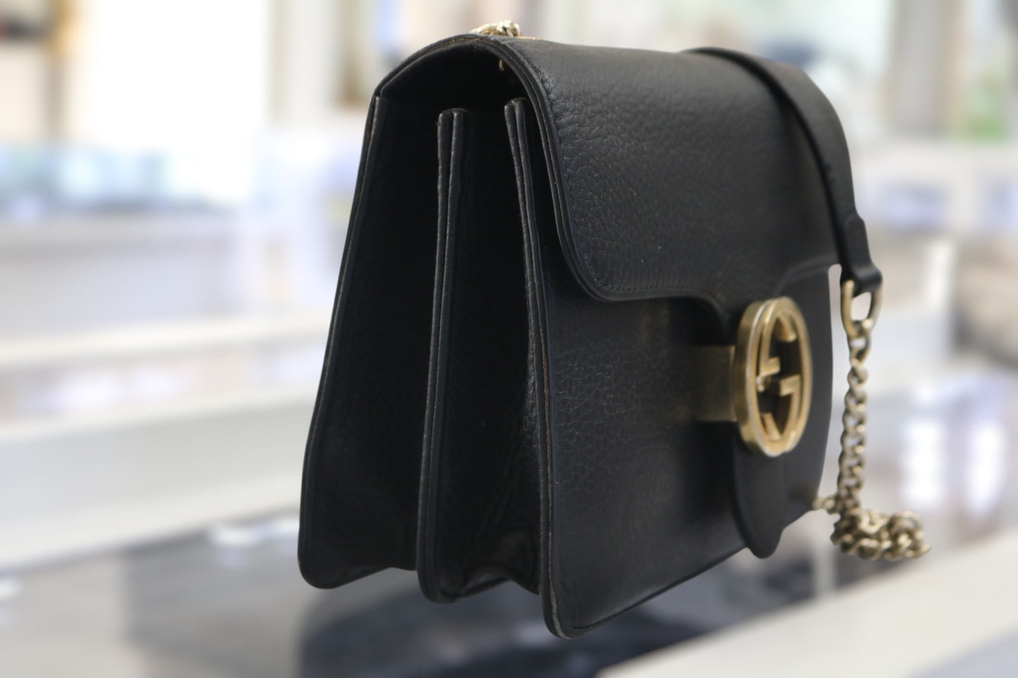 Authentic Gucci Interlocking G Leather Chain Black Shoulder Bag (Please Read)