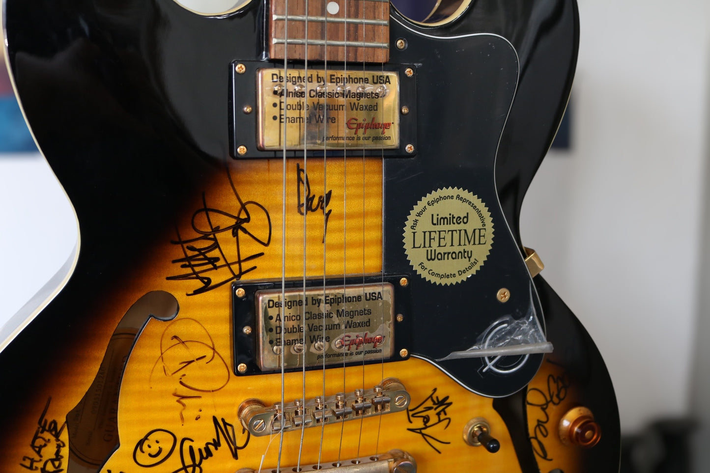 Epiphone Dot Deluxe VS Limited Edition Custom Shop Electric Guitar (Local Pick-Up Only)