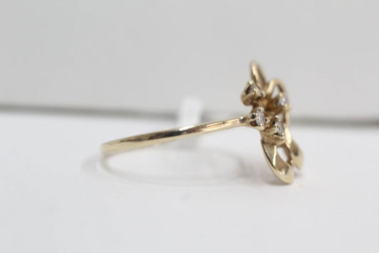 14K Yellow Gold Diamond Floral Ring (Size 6 1/4)
