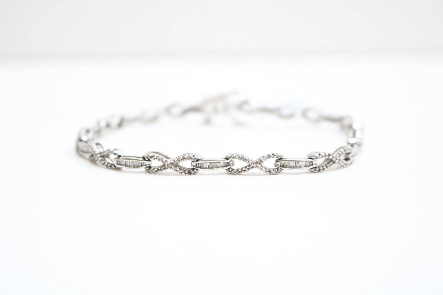 10K White Gold Diamond Tennis Bracelet (Length 8 Inches) 2.72 CTW (Local pick-up only) Clearance Sale!!!