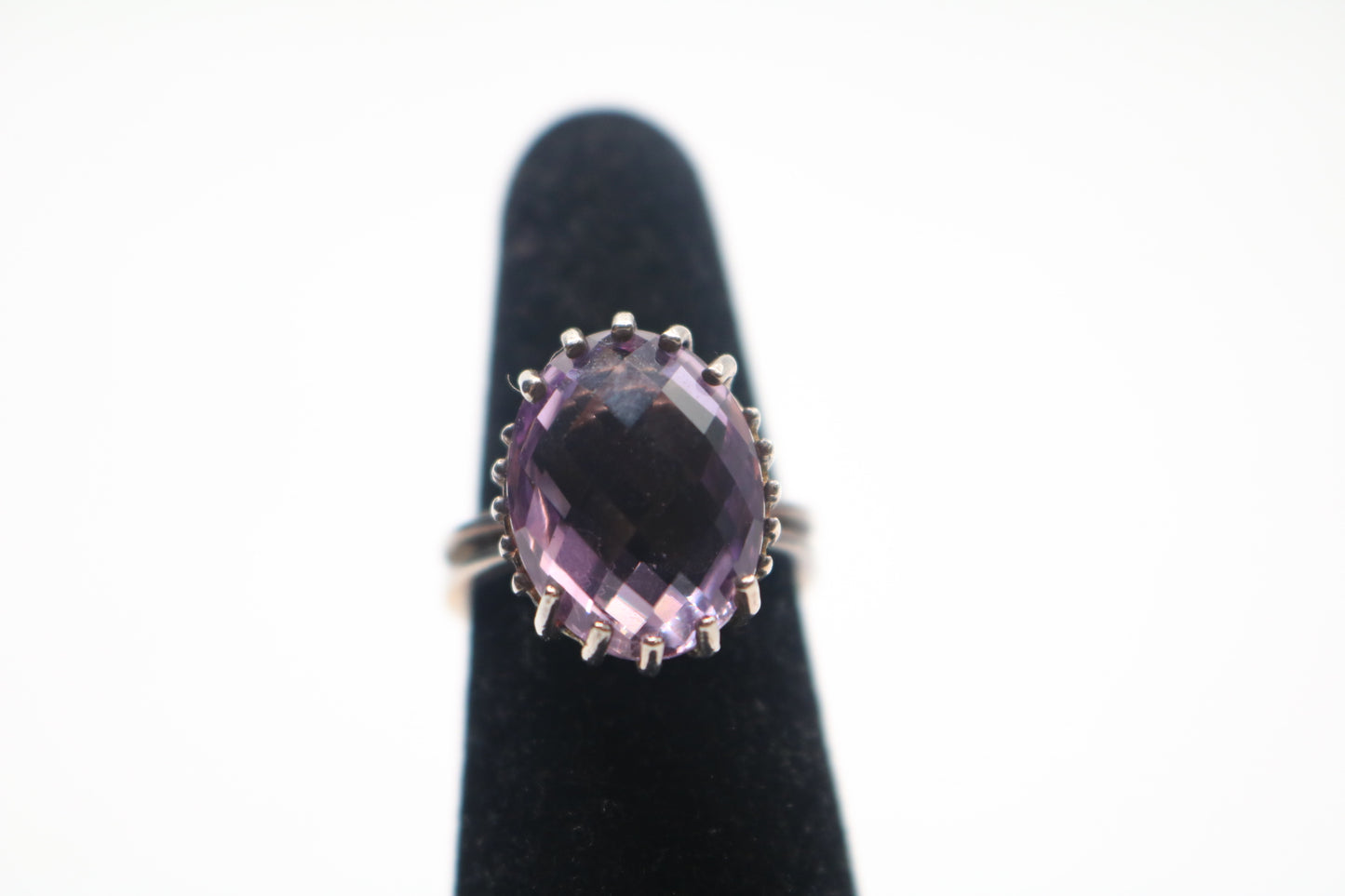 Sterling Silver Solitaire Amethyst Gemstone Ring (Size 6)