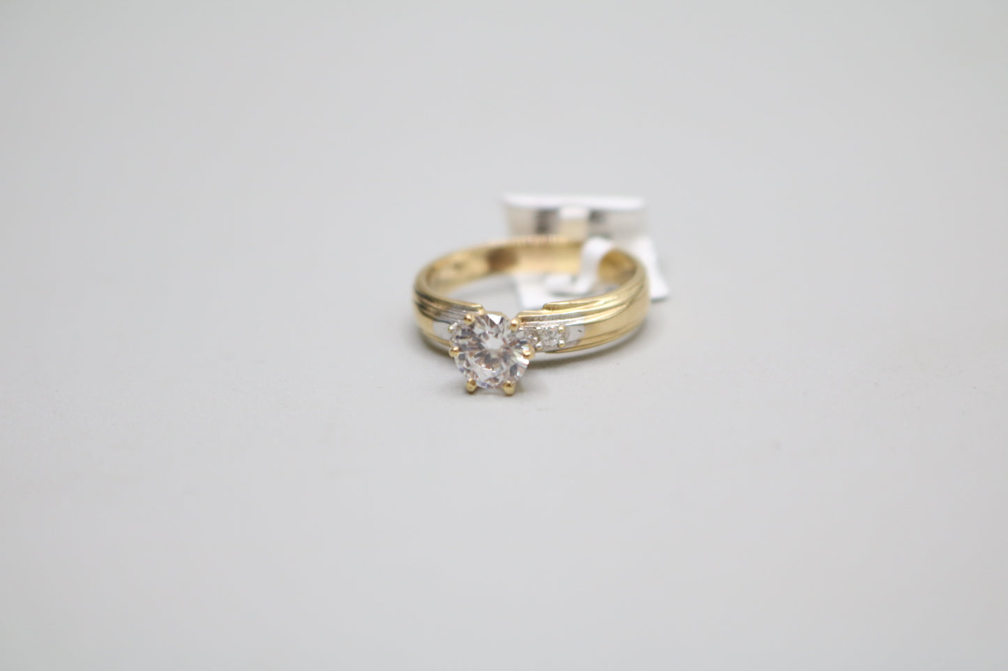 14K Yellow Gold Promise Ring w/Clear Stones (Size 7)