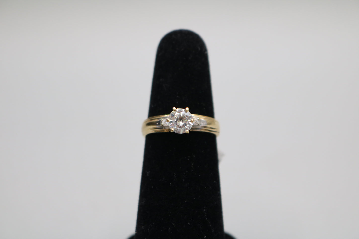 14K Yellow Gold Promise Ring w/Clear Stones (Size 7)