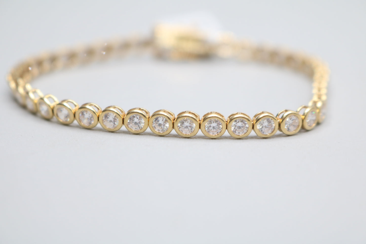 14k Yellow Gold Fancy Bracelet w/Clear Stones (Length 7")