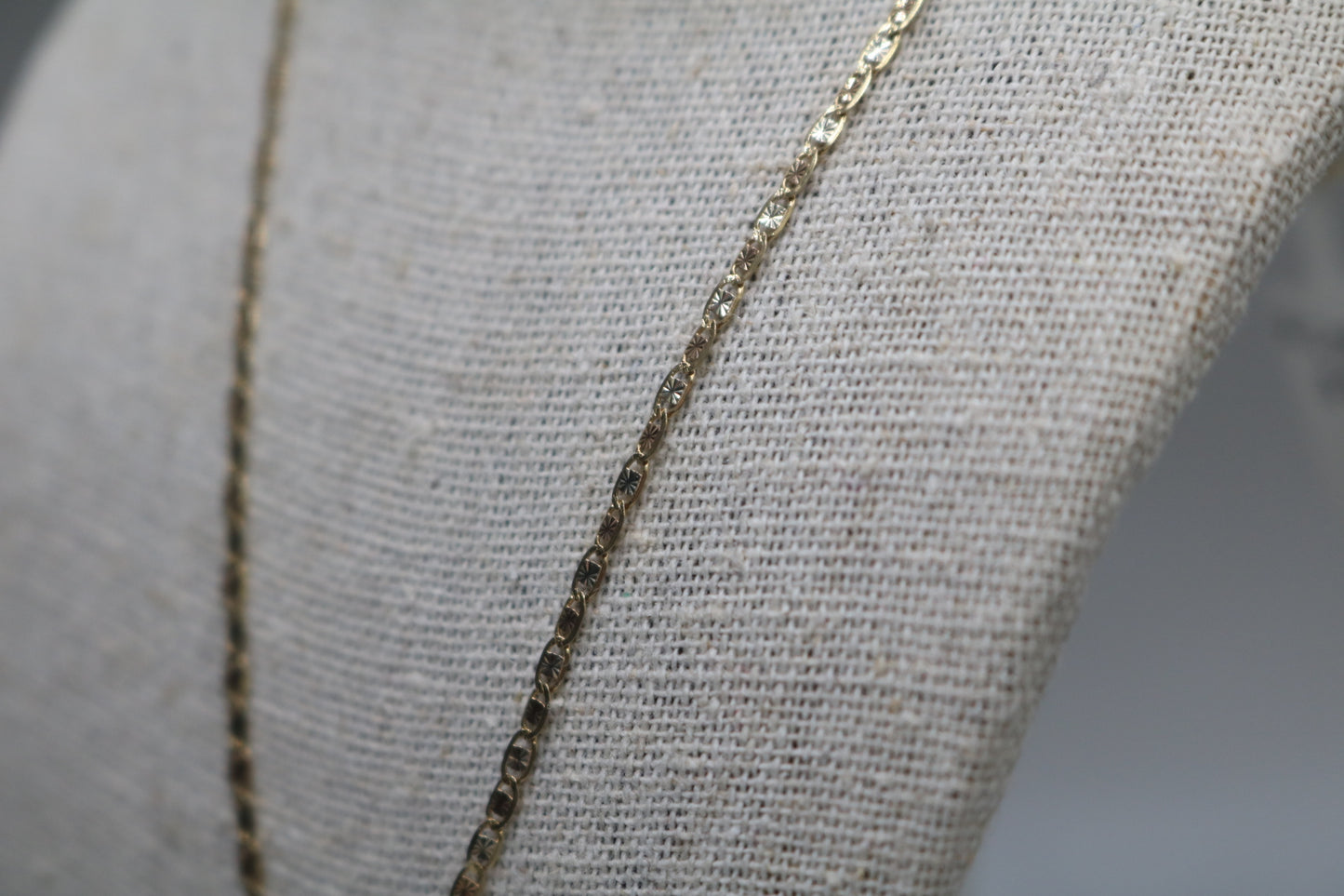 14K Three Toned Fancy Gucci Chain (20 Inches)