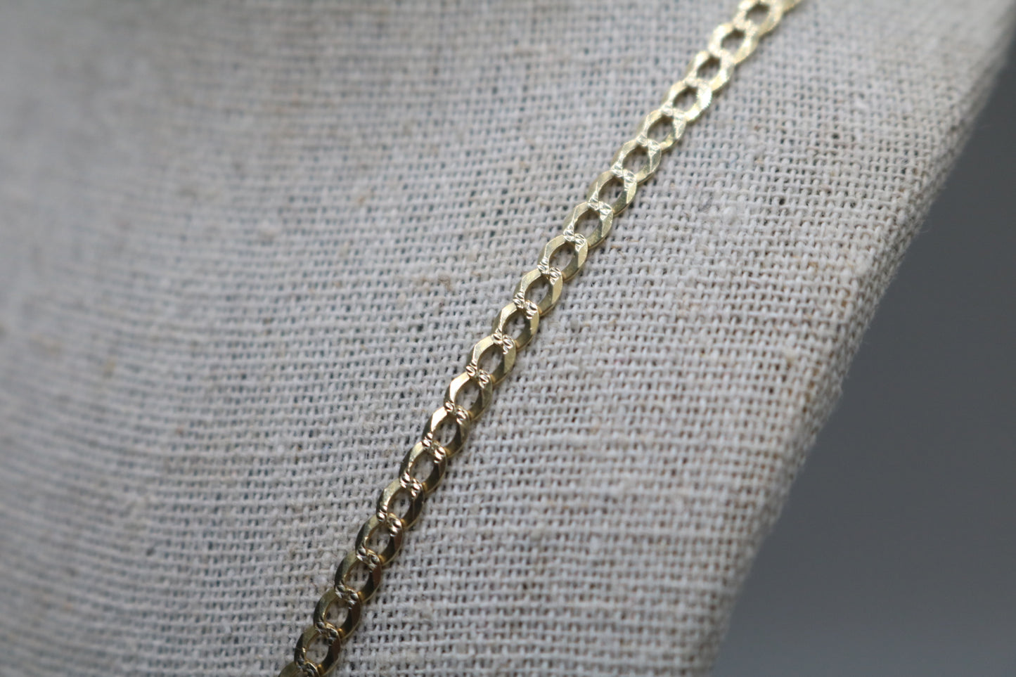 14K 2 Tone Gold Curb Chain (Size 24")