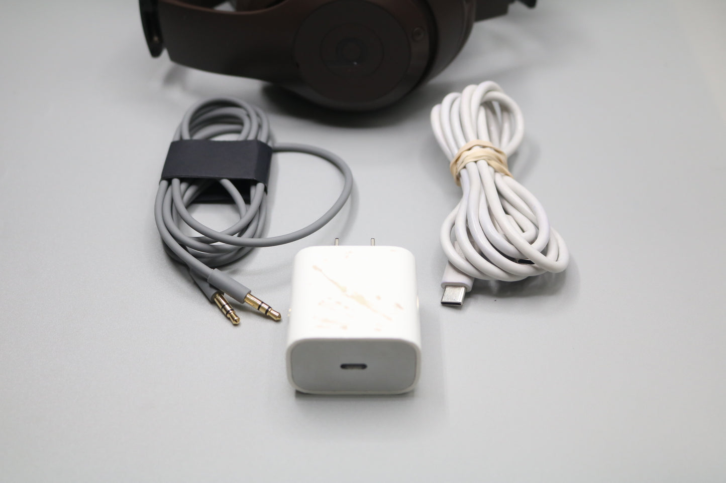 Beats A2924 Studio Pro Wireless Headphones