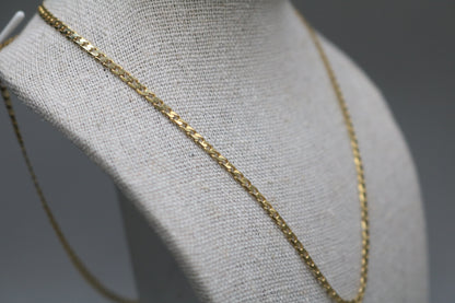 10K Yellow Gold Curb Style Chain (22 inches)