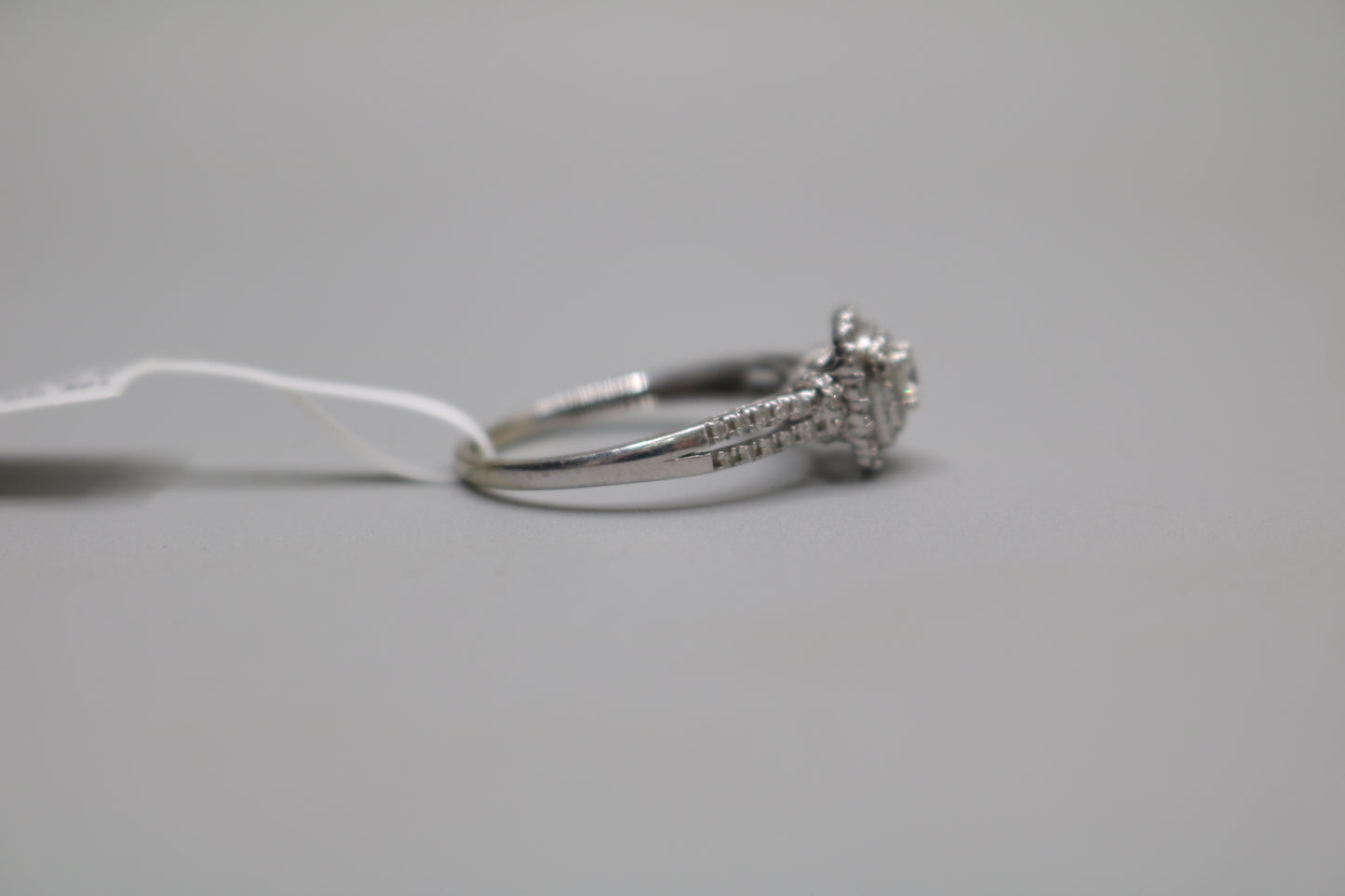 10K White Gold Diamond Engagement Ring (Size 8 & 1/2) (0.78 CTW)