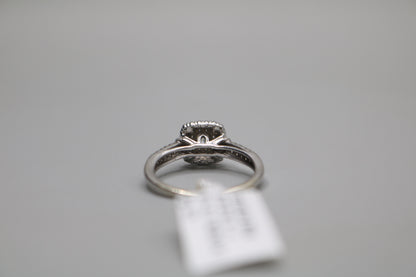 10K White Gold Diamond Engagement Ring (Size 8 & 1/2) (0.78 CTW)