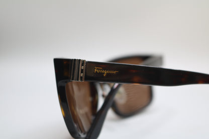 Salvatore Ferragamo SF690S Sunglasses W/ Case