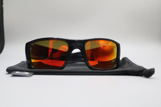 Oakley Fuel Cell OO9096-K060 Rectangle with pouch Sunglasses