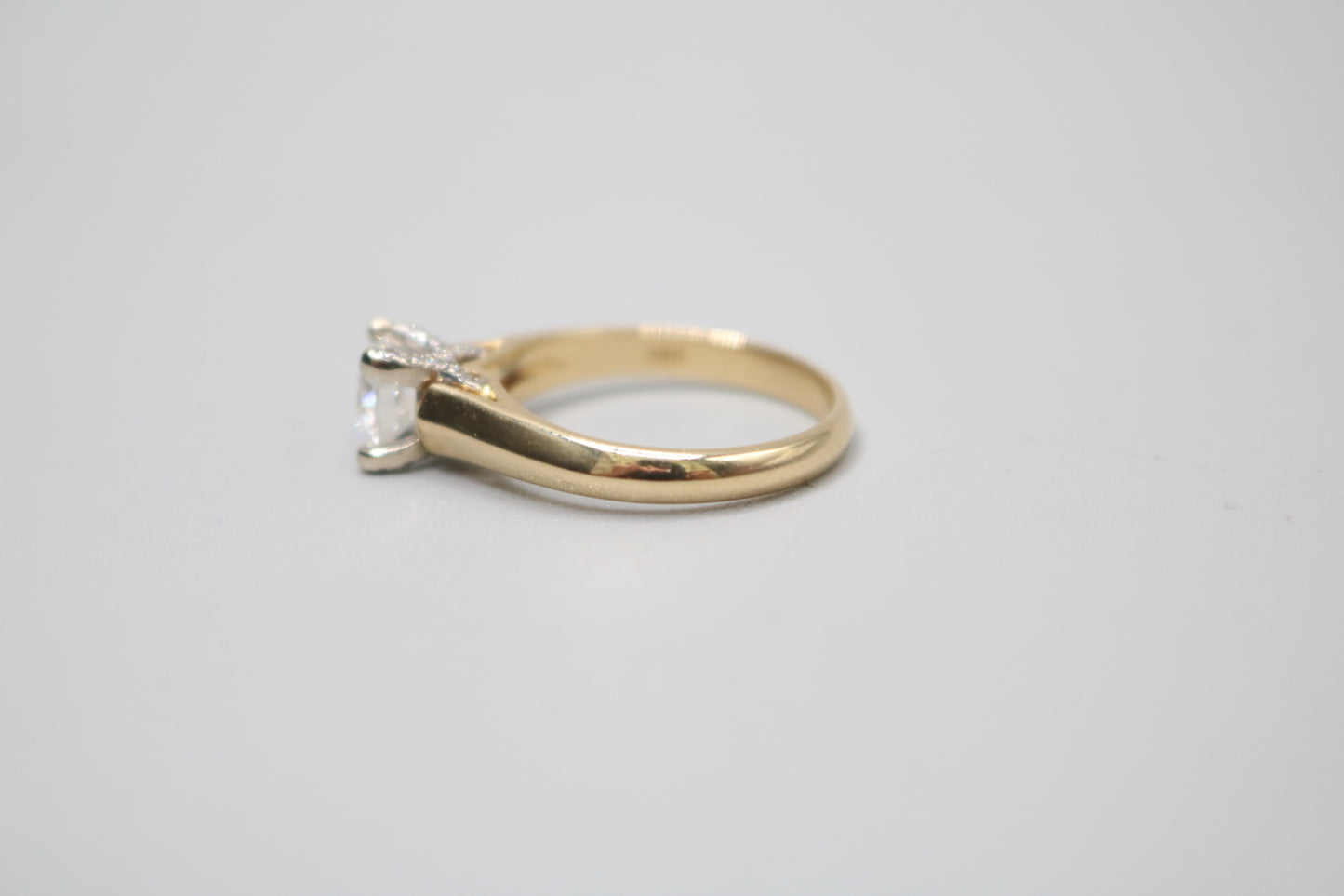 18K Yellow Gold Diamond Solitaire Ring (0.82 CTW) (Size 6 & 3/4) (Local Purchase Only)