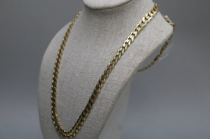 14K Yellow Gold Curb Chain (22 inches)