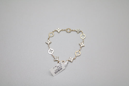 14K White Gold Clover and Star Bracelet (7 Inches)