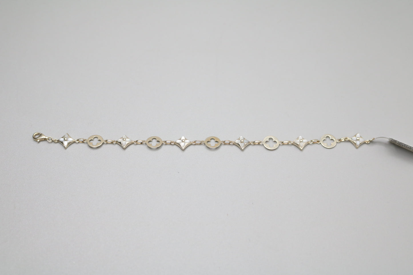 14K White Gold Clover and Star Bracelet (7 Inches)