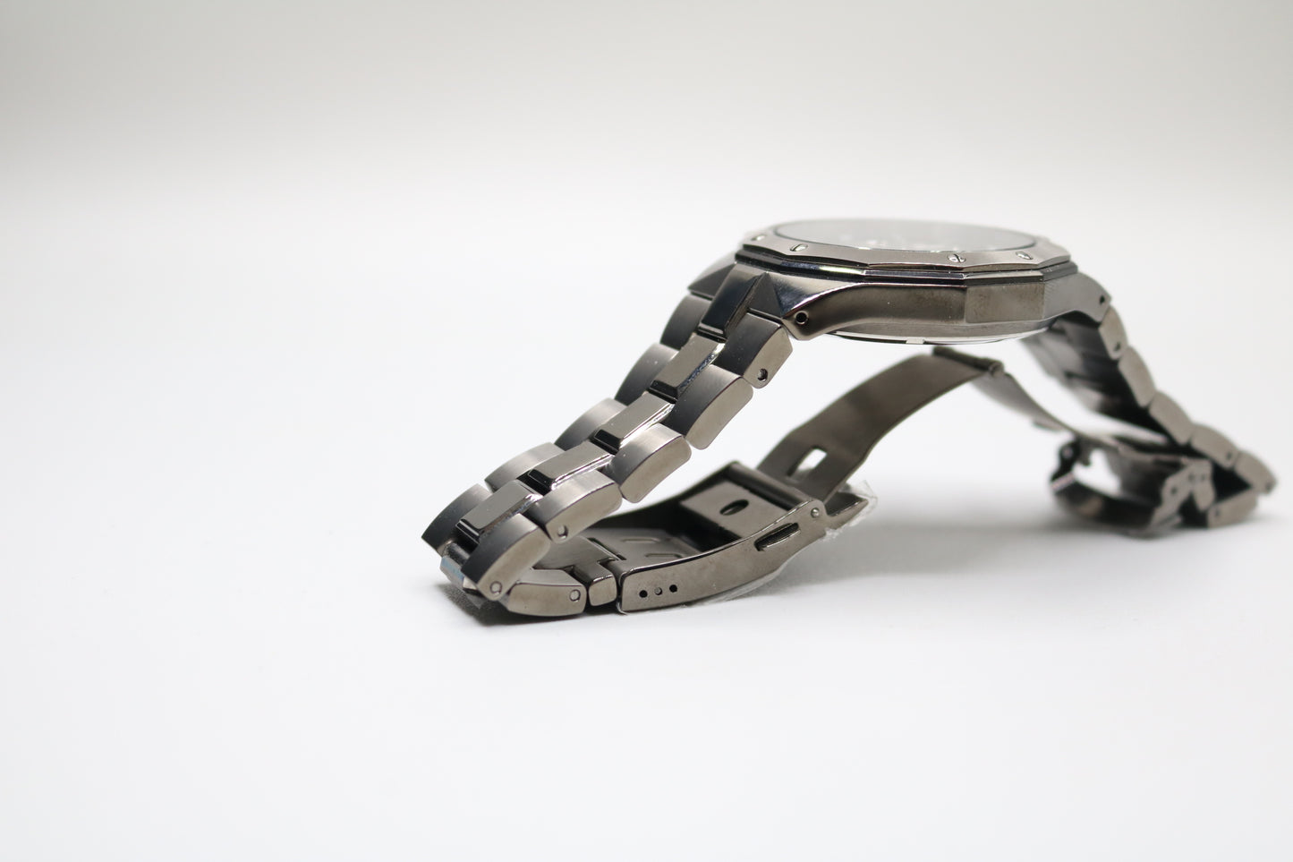 Bulova 98D142 Men's Chronograph Diamond 45mm Watch