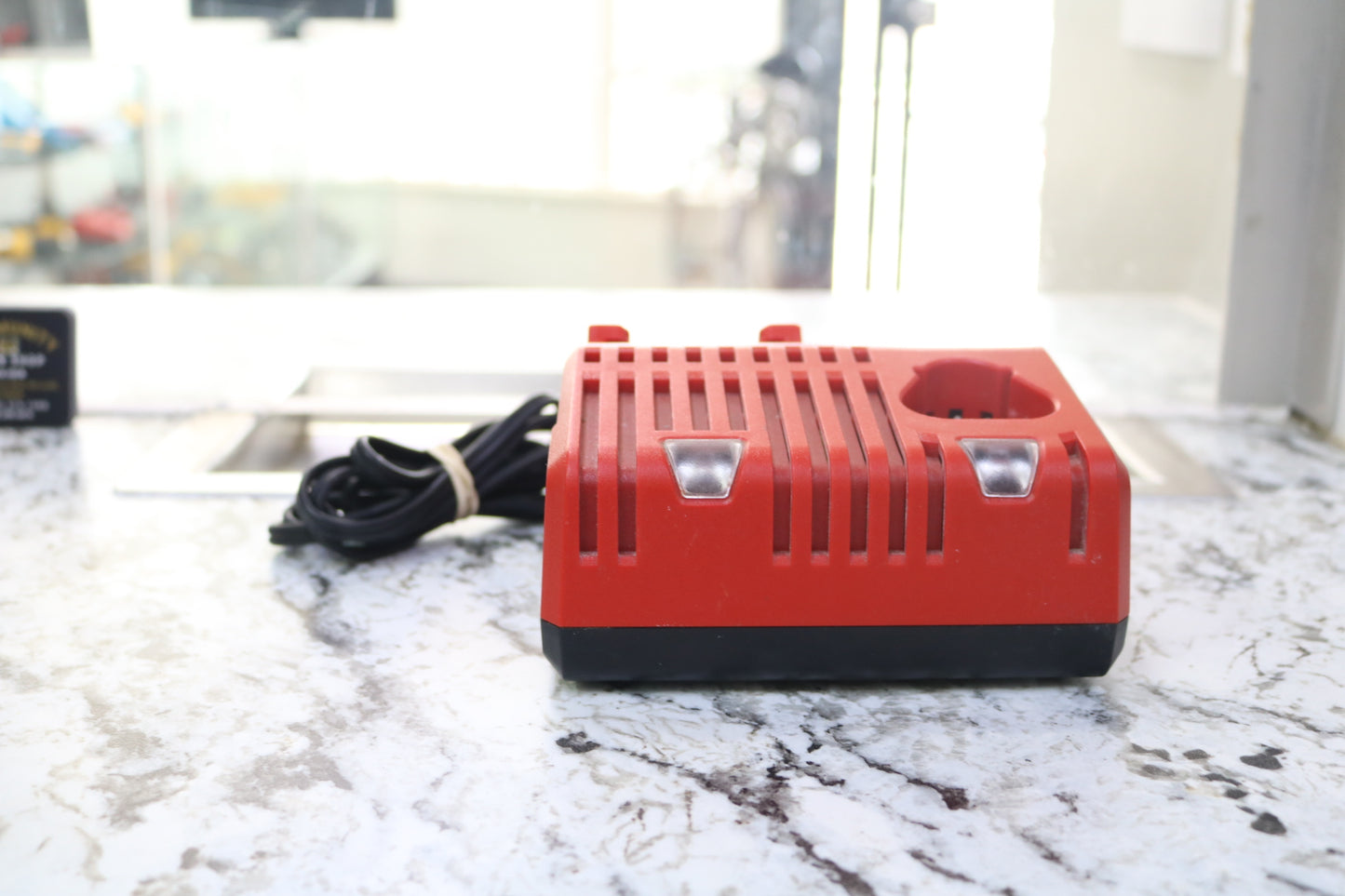 Milwaukee 48-59-1812 Charger M12 / M18