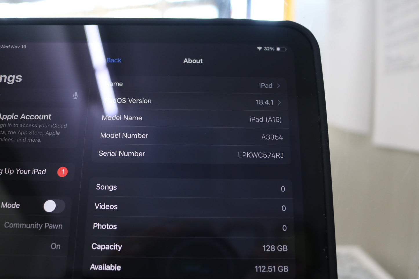 Apple iPad A3354 (A16) 11th Generation 128GB 11 Inch