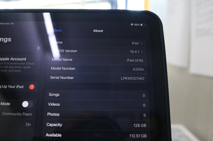 Apple iPad A3354 (A16) 11th Generation 128GB 11 Inch