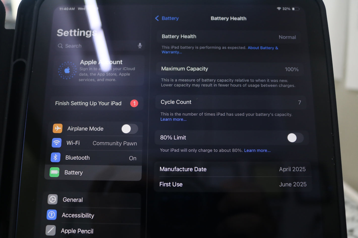 Apple iPad A3354 (A16) 11th Generation 128GB 11 Inch