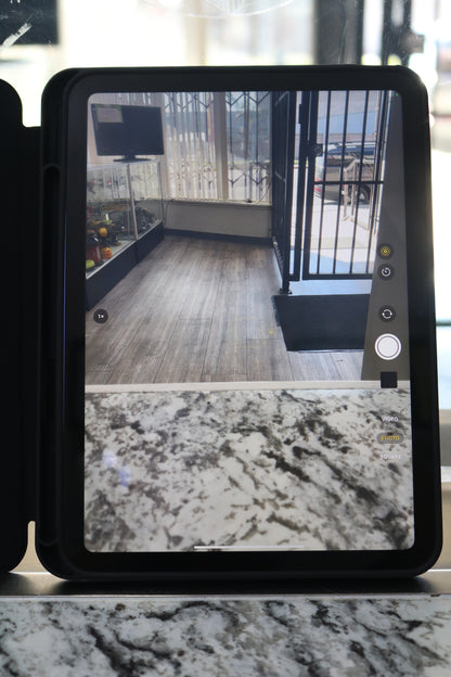 Apple iPad A3354 (A16) 11th Generation 128GB 11 Inch