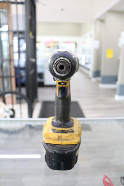 DeWalt DC825 18 Volt 1/4" Impact Driver W/ Battery
